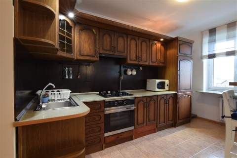 Duży balkon, ładny widok, dużo światła, fajne 