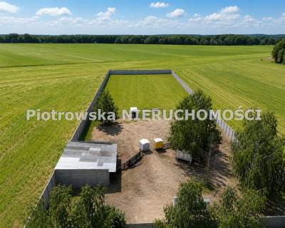 Nieruchomość komercyjna na sprzedaż, 400 m2, Próba