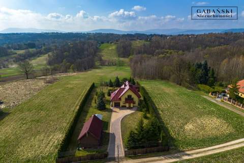 DOM Z DUŻĄ DZIAŁKĄ 1,34 HA - SIEPRAW BLISKO KRAK