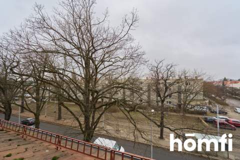 Biskupin 3 pokoje Ocieplona kamienica garaż