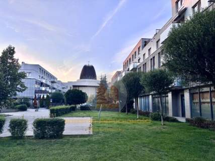 Apartament 2-pokoje z ogródkiem, komórką i garażem