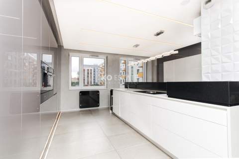Luksusowy Apartament-INNOVA II/2 tarasy/2x Parking