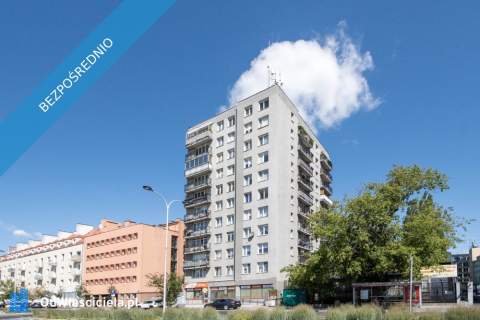 Bezpośrednio. 3 pokoje. Po generalnym remoncie 