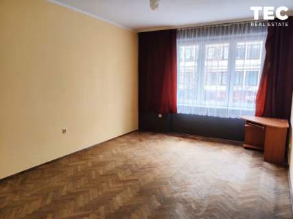 83 m 3 pokoje osobna kuchnia