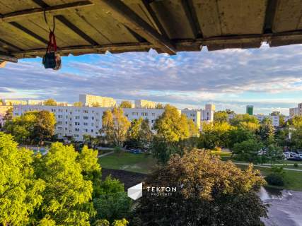 42,3 m 2 pokoje Balkon Blisko SKM
