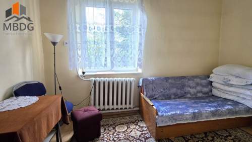 Dom tańszy niż mieszkanie w Krakowie, Jeżów