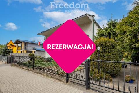 Dom wolnostojący w kameralnej okolicy z ogrodem