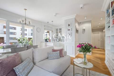 Nowoczesny apartament z dużym tarasem na Woli