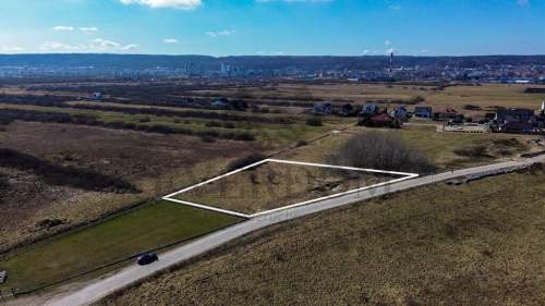 Budowlano-usługowa bad. gruntu inwestycja 8 lokali