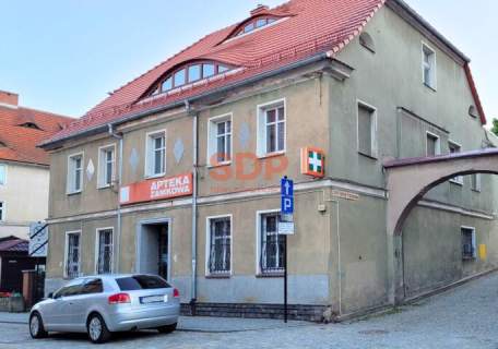123 m2 po aptece - gotowy do działalności kamienica