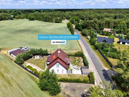 Atrakcyjny dom między jeziorami sprzedam