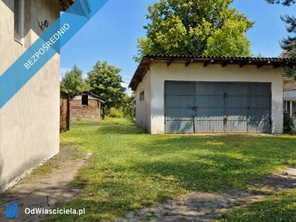 Przedwojenny dom z działką 1800 m w centrum Czernicy