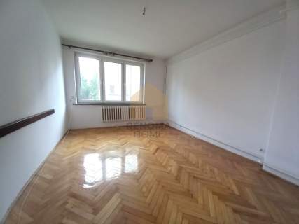 Dwupokojowe mieszkanie z garażem, parter 54m2