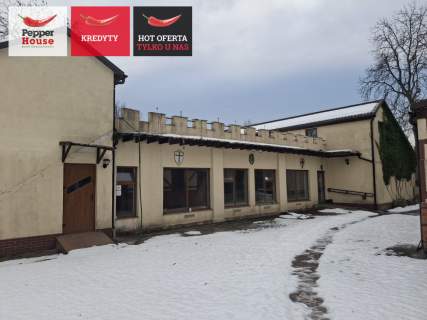 Zamek wśród lasów - obiekt komercyjny na Pomorzu