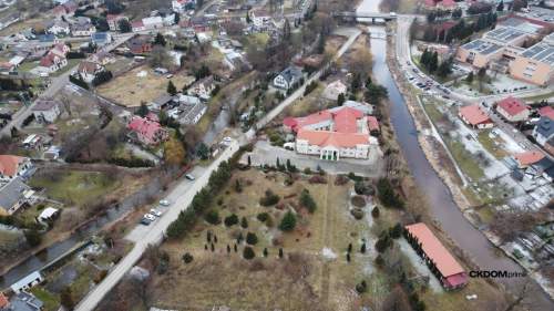 Pałac Łazienkowski centrum Staszowa