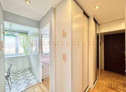 2 pokoje 43 m Winda Balkon 7/10p Ustronie