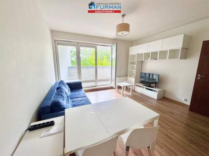 2 pokoje 43,5 m2, budynek z basenem Pelikan,Rataje