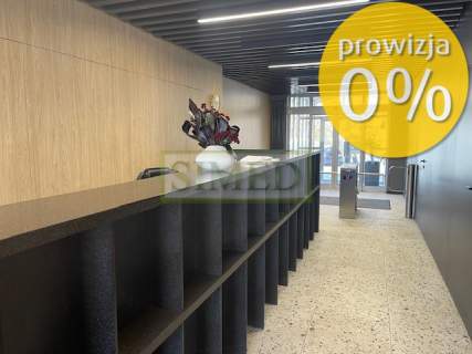 Pofabryczny klimat, recepcja, parking , dostęp24h