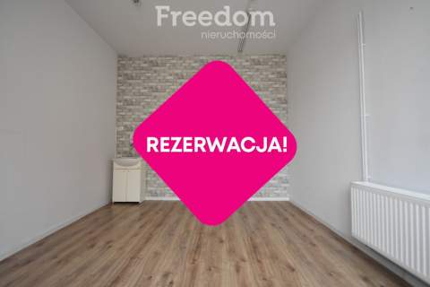 Kawalerka na sprzedaż z lokalem usługowym.