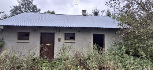 Dom z zabudowaniami 1,10 ha wieś w gm. Pacanów pow. buski 