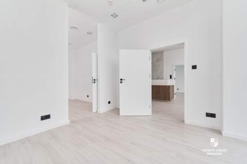 Lokal 89m2 z witryną - MINIMAXY obok Lotniska