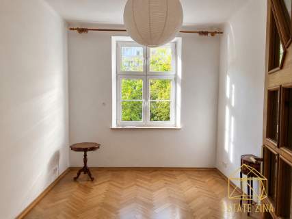 3 pokoje 82,5 m 2 balkony Plac Inwalidów