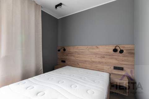 BOHEMA PRAGA, 2-pok., miejsce postojowe