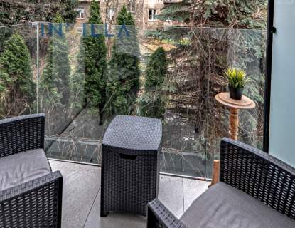 Elegancki apartament przy samych Bulwarach
