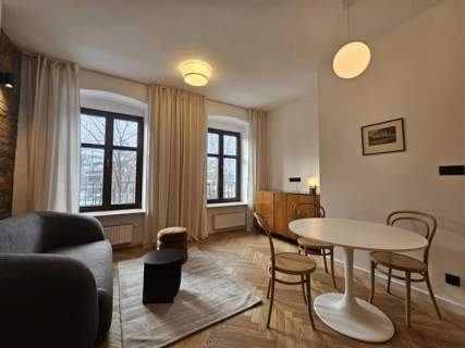 3 pokoje, balkon - Szczytnicka 29, obok Pasażu