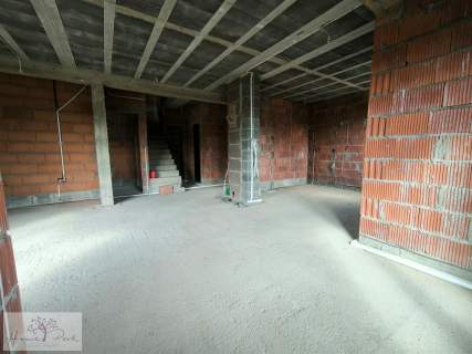Nowy dom do wykończenia Dłutów Garaż 238m2