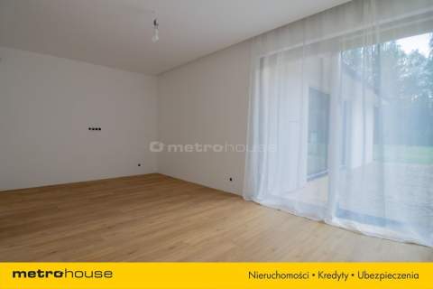 Dom 293m2, działka 3022m2 garaż, fotowoltaika