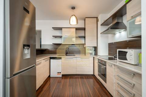 Lokal 57,70 m2 garaż piwnica ogródek