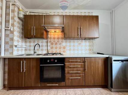 Dwupokojowe M - 51 m po remoncie balkon