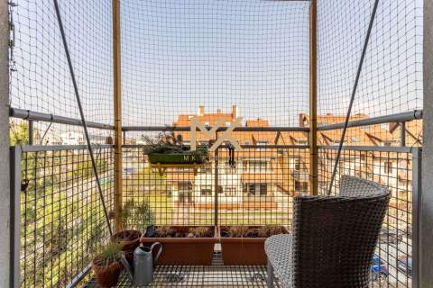 Nietuzinkowy loftowy apartament 54m2 2 antresole 19m2