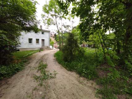 Gotowe do zamieszkania małe siedlisko