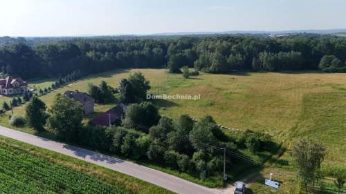 Borek Rzezawa działka 77ar przy drodze media