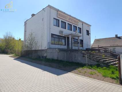Budynek usługowy w Kuźnicy