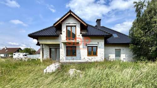 Wolnostojący dom 218m2 na działce 1000m2