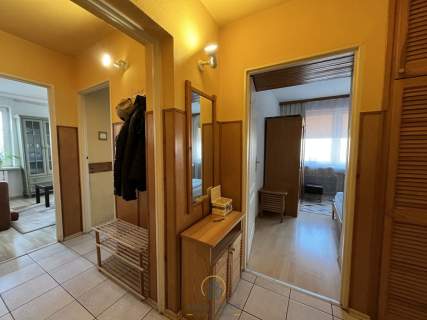 Dwa pokoje, Niski blok, Czuby