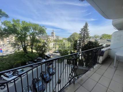 Łazienki Królewskie ,apartament 5 minut spacerem