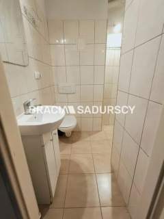 Kawalerka20 m róg ul Lea i al.Kijowskiej 1.piętro