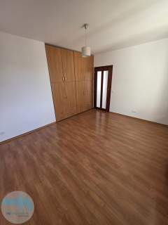 Bez prowizji.Mieszkanie 3 pokojowe z garaze . Mozliwosc umeblowania
