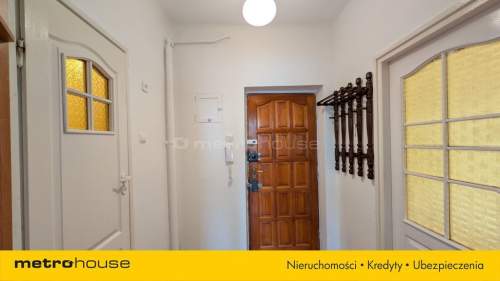Mieszkanie 38 m kw. na 3 piętrze w centrum.