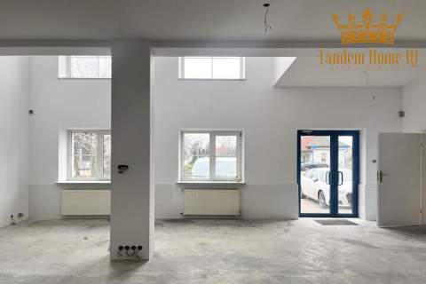 Na wynajem magazyn z biurem, razem 171m2 Białołęka, Białołęcka