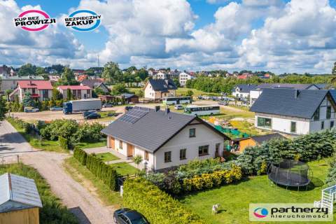 Wolnostojący dom parterowy - fotowoltaika