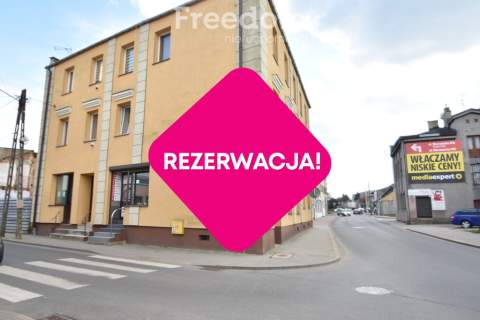 Kawalerka na sprzedaż z lokalem usługowym.