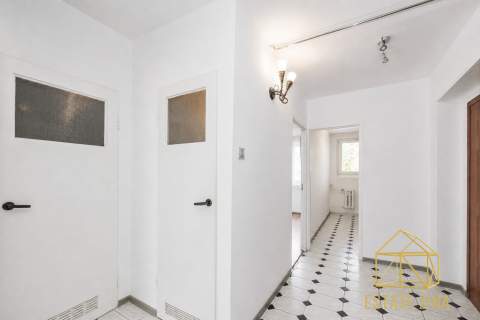 3 pokoje 48,3m2 balkon Kraków Os. Piastów