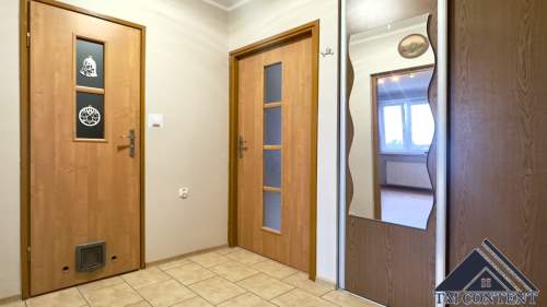 Blok, ogródek, garaż, centralne ogrzewanie