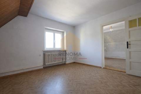 52 m2/do własnej aranżacji/ogródek/parking/strych