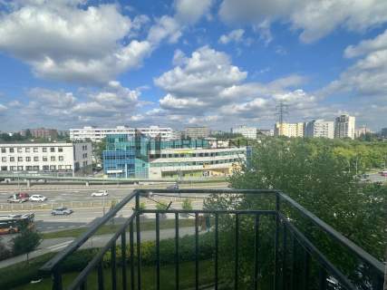 2 pokoje z oddzielną kuchnią przy Galerii Mokotów 